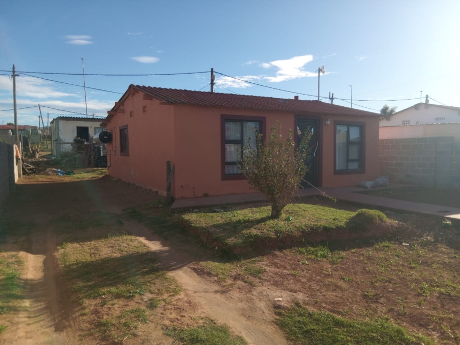 2 Bedroom Property for Sale in Kwa Nobuhle Eastern Cape